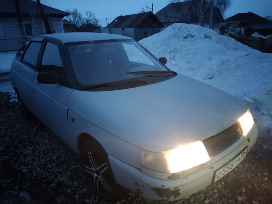 Автомобиль ваз 2112