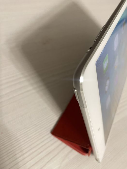 Apple iPad mini MD545TU/A Wi-Fi + 4G (64GB), бел