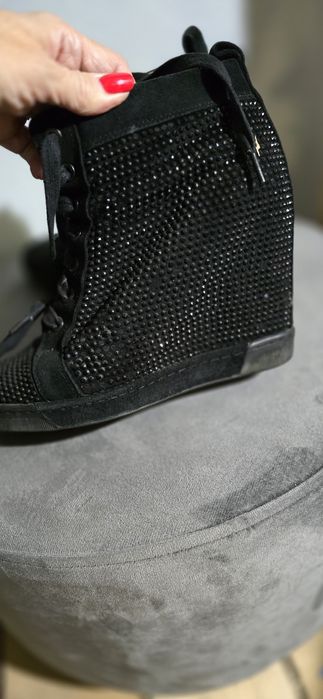 Ghete /botine piele intoarsa