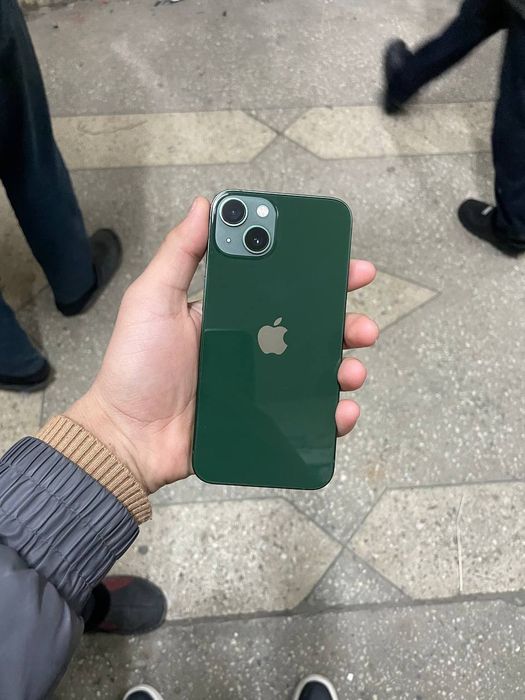 iPhone 13 hotirasi 128 yomkis 93