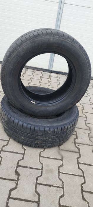 Vând 2 Anvelope vara 225/65/16C