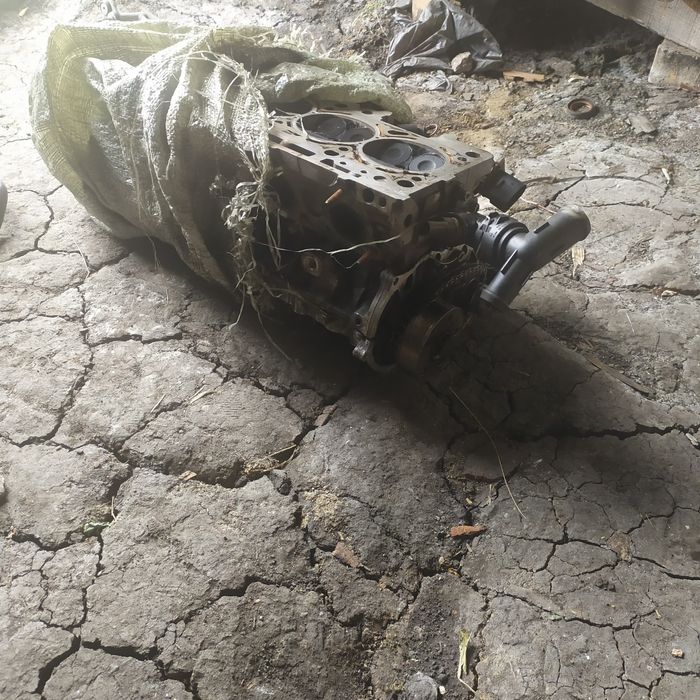 Продам двигатель на Пассат