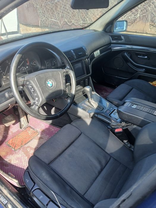 Продам бмв туринг