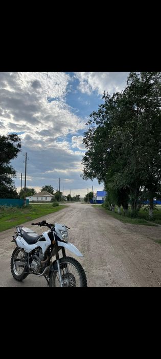 Продам мотоцикл BATYS cross-3