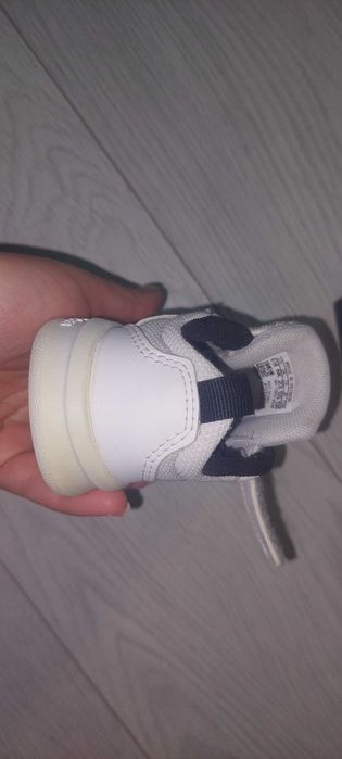 Кожени маратонки Adidas
