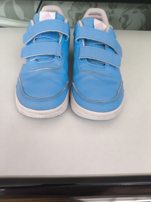 Детски спортни обувки Adidas