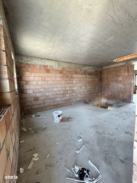 Casă cu 4 camere Bartolomeu