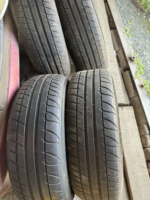Шины летние 195/65 с дисками