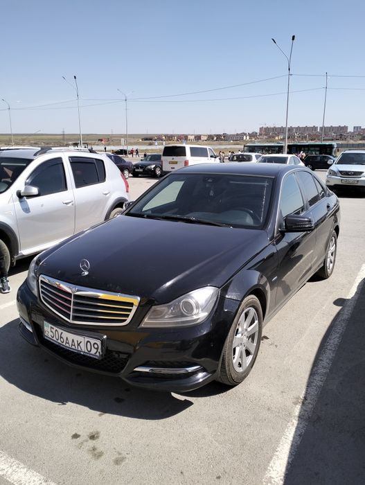 Мерседес c180 w204