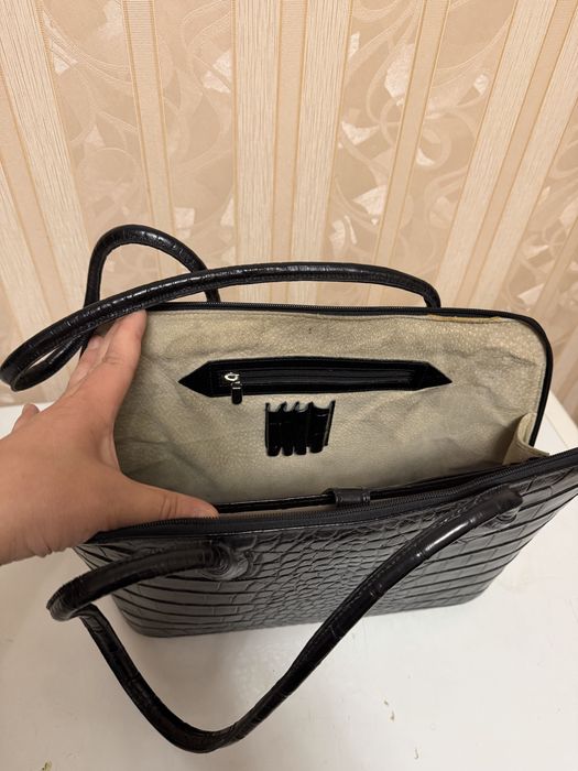 Продам женскую сумку