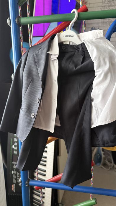 Продам комтюм 96-104