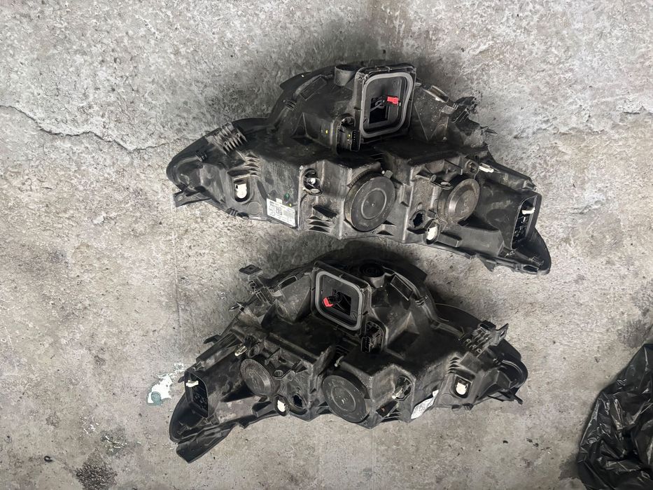 Far Stanga Renault Megan 4