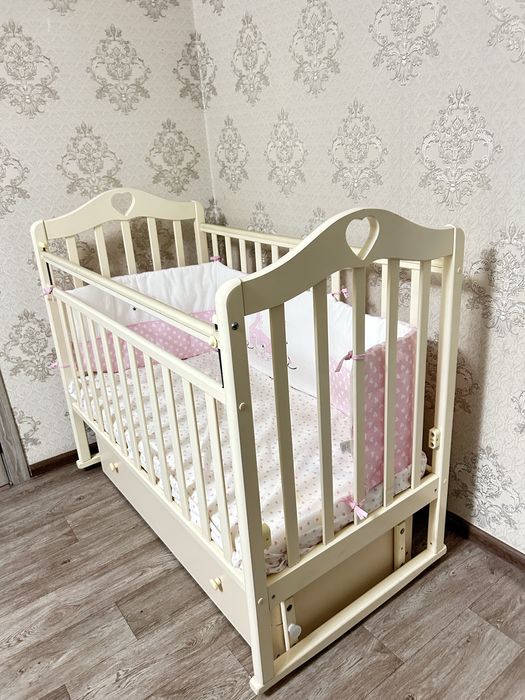 Манеж-кровать срочно продается