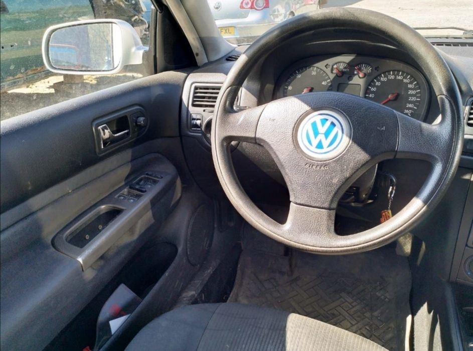Macara / geam stanga dreapta fata spate vw bora break 1.4i axp