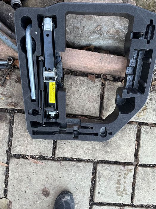 Set cric Audi A4 B8 / B8,5 , Audi A5