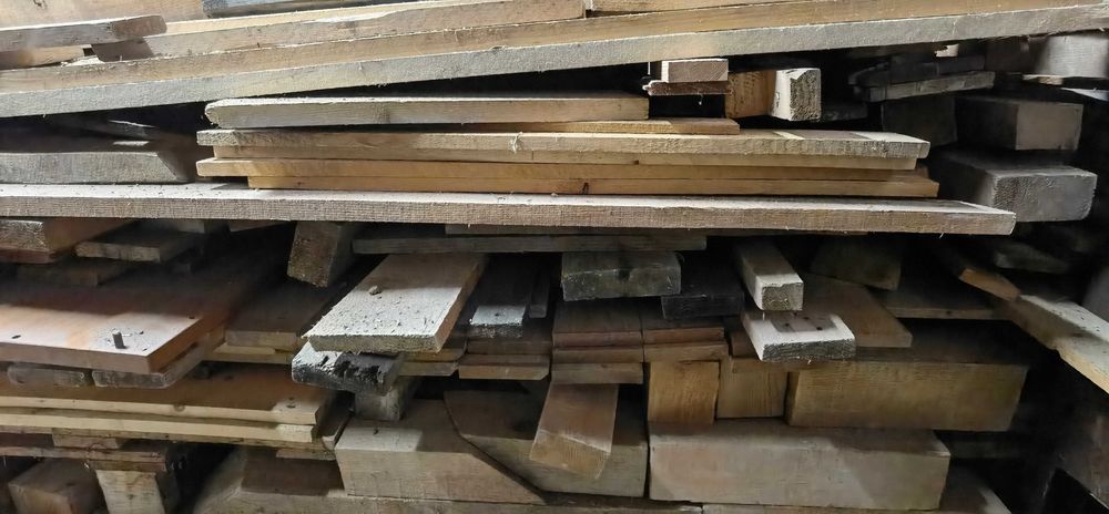 Продавам дъски различни размери