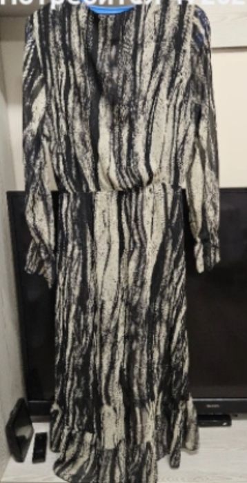 Ефирна нова рокля