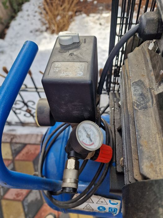 Воздушный компрессор для СТО