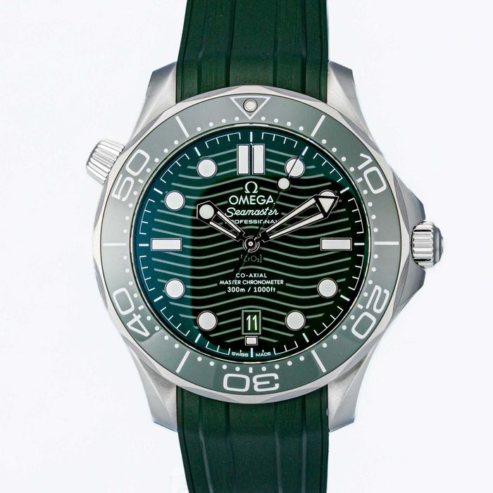 Omega Seamaster Diver 300М 42мм 210.30.42.20.10.001 Green