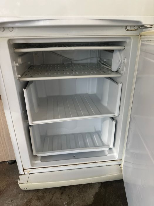 Indesit haladelnik