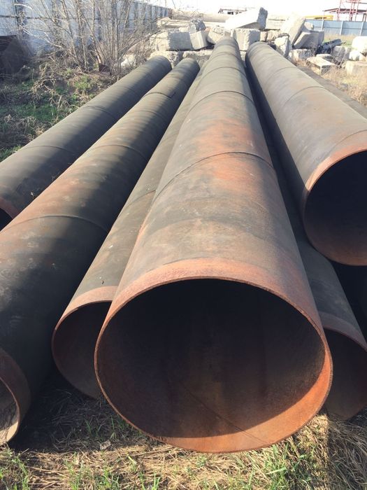 Продам трубы стальные диаметр  530-630