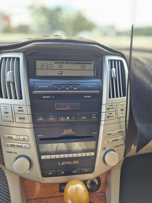 Продам легенду Lexus Rx350 
Торг разумный