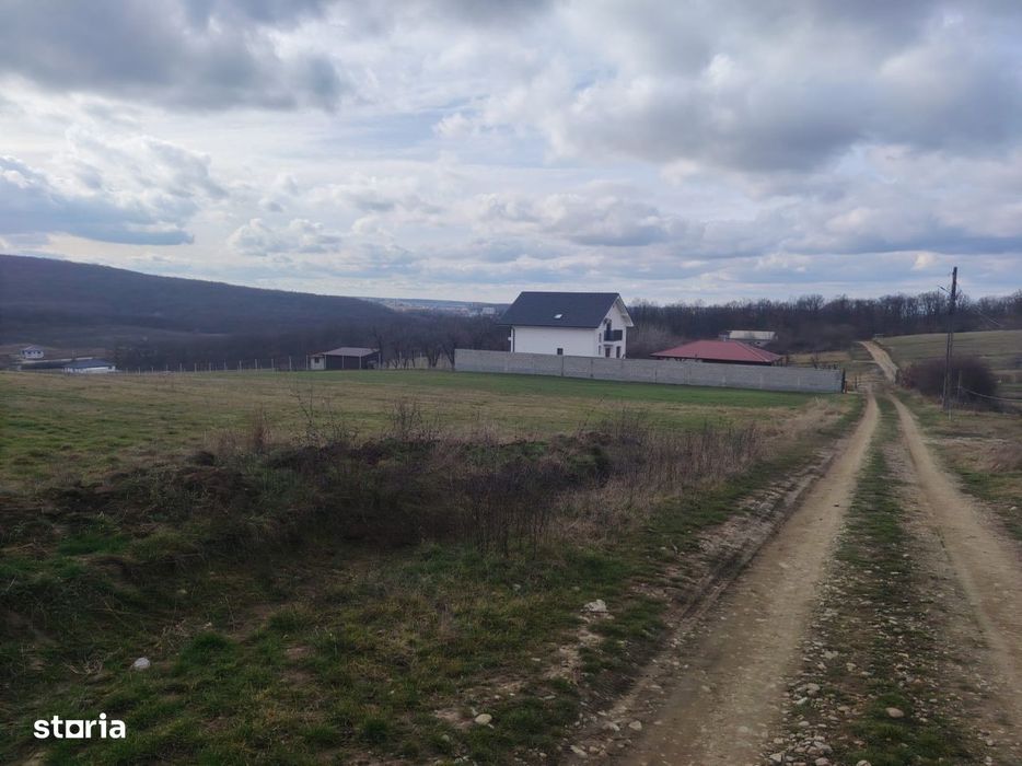 Teren intravilan in Betfia langa crater