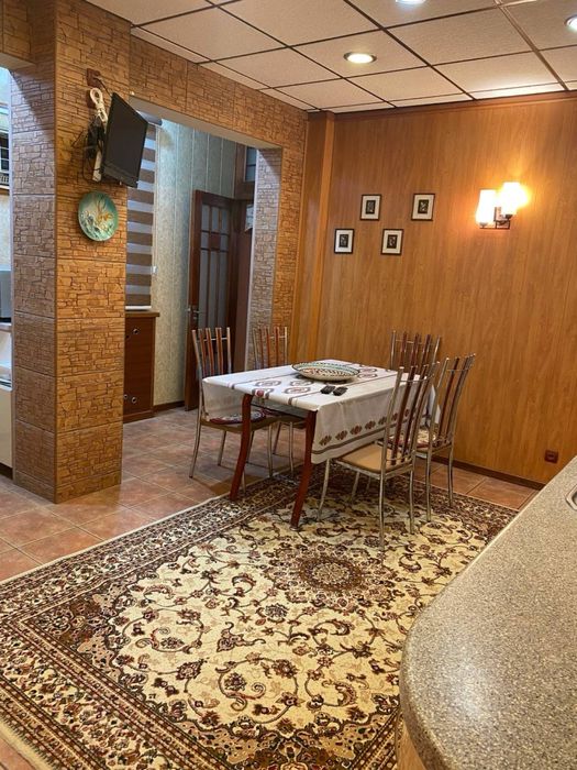 Сдается 6-ти комнатная квартира на ул.Паркентская