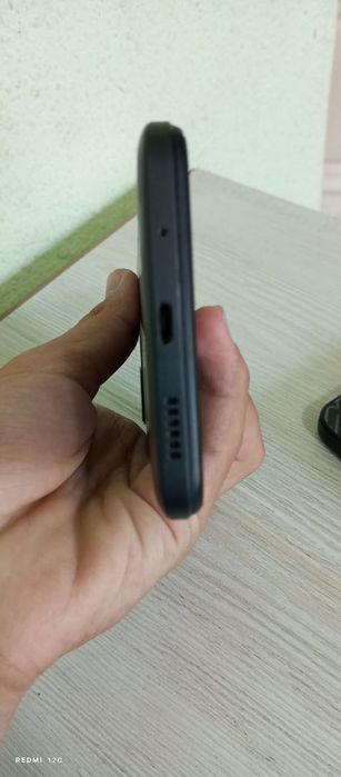 Redmi 12 C sotiladi holati ideal