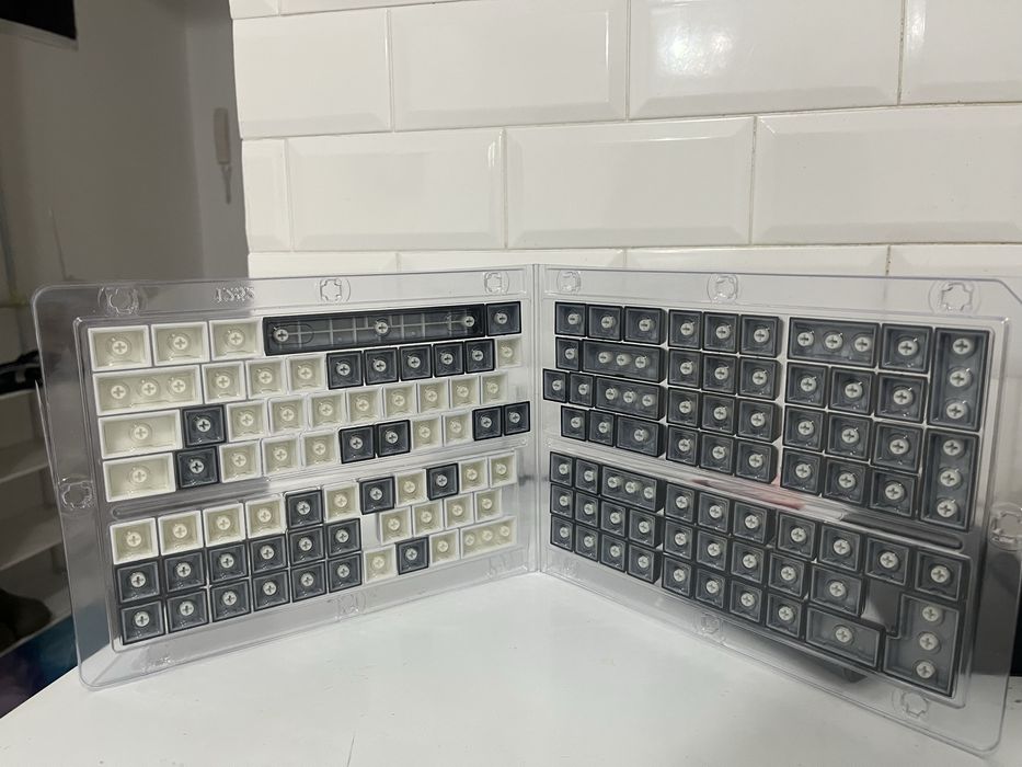 Кейкапы на клаву