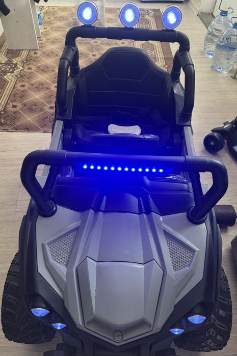 Детская машинка