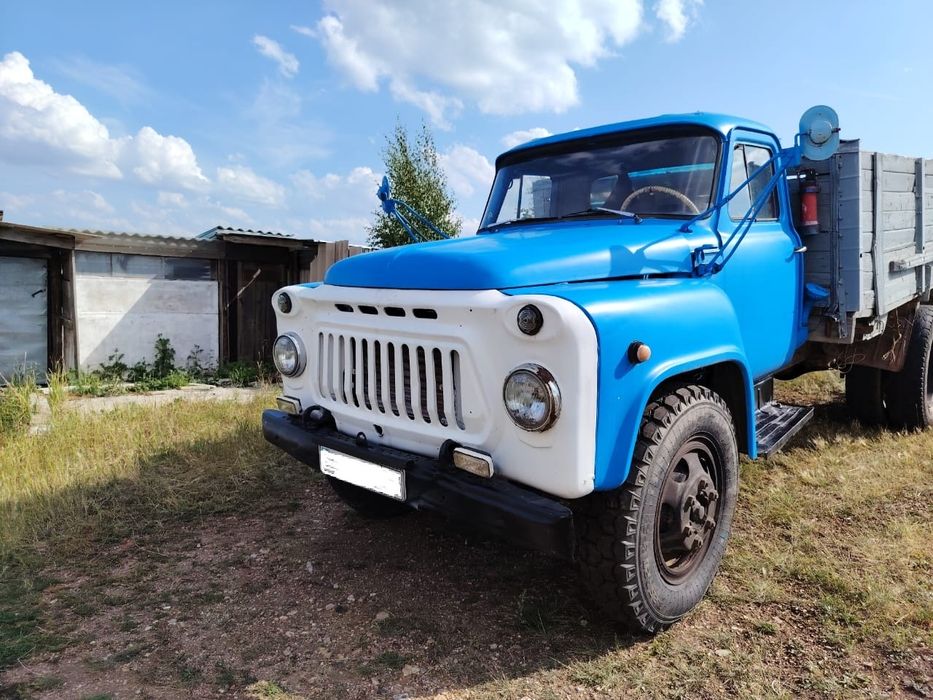 Продам автомашину ГАЗ  52