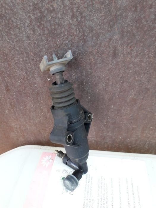 Рабочий цилиндр сцепления Шкода Октавия