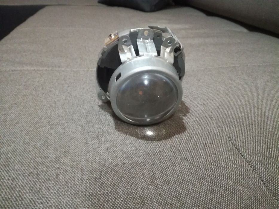 Лупа и инсталация за фар на Ауди А3,2002,фейслифт +други части за фара