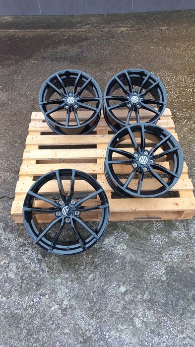 17 Vw Golf Gti R Passat Jetta 7.5j et40 Poteria Black Polis Чисто Нови