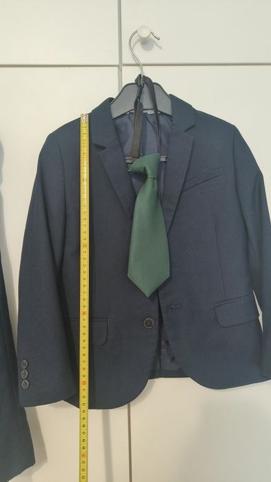 Costum H&M pt baietel 4-6ani