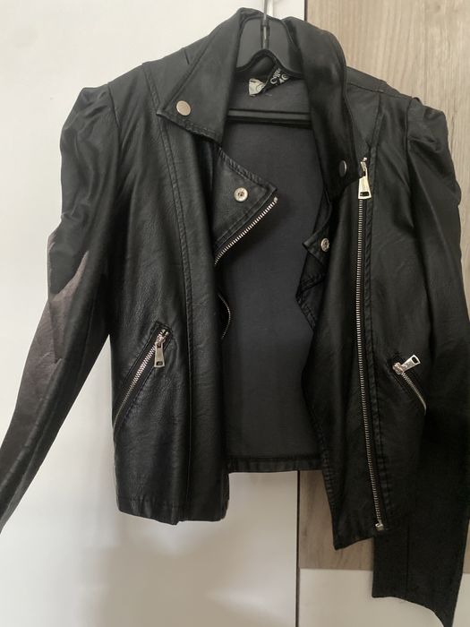 Есенни якета и гащеризон