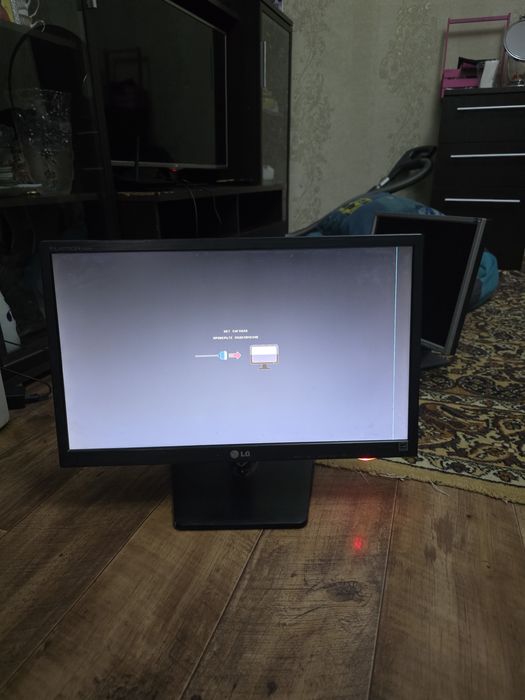 Продам два монитора