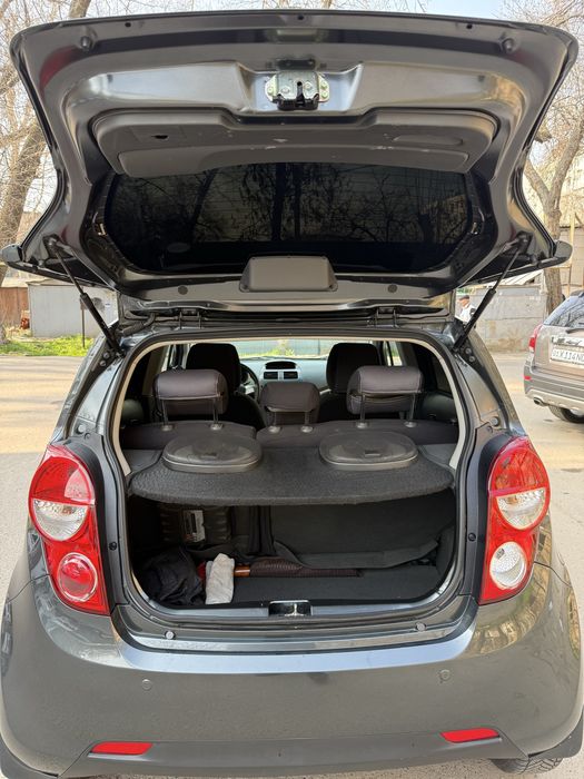 Продаётся Chevrolet Spark AT