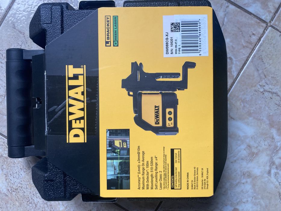 Нов зелен лазерен нивелир Dewalt DW088CG