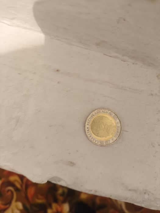 Сатылады 80 жылдығы бар монета