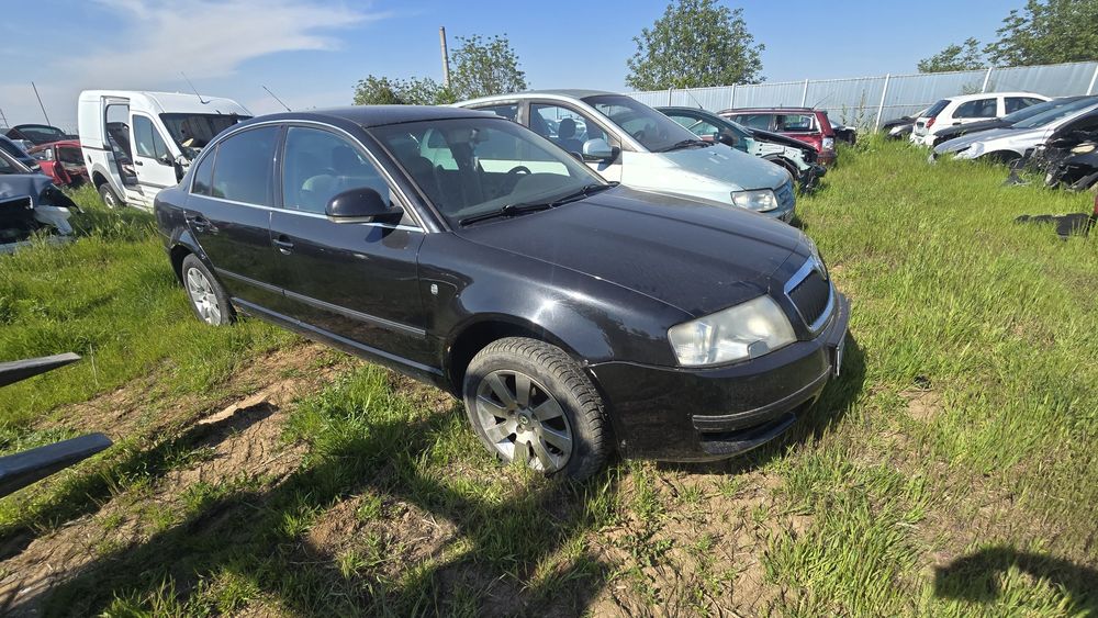Skoda superb 1.9 faruri bara capota far aripa aripi portbagaj jante aliaj trager armatura usi usa pompa caseta cutie viteze cadru stopuri oglinda stop