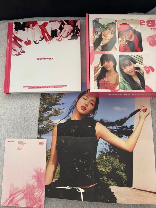 Kpop албуми TWICE,IVE,KISS OF LIFE