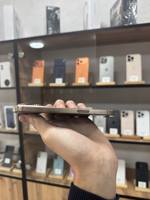 iPhone 16 Pro