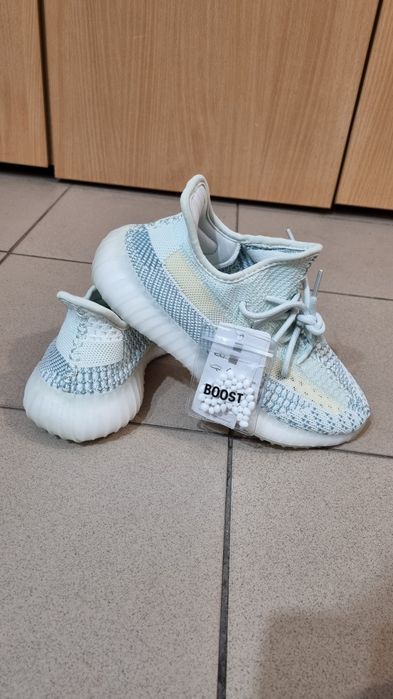 Yeezy 350 Nepurtati