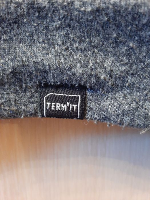 мужская серая кофта