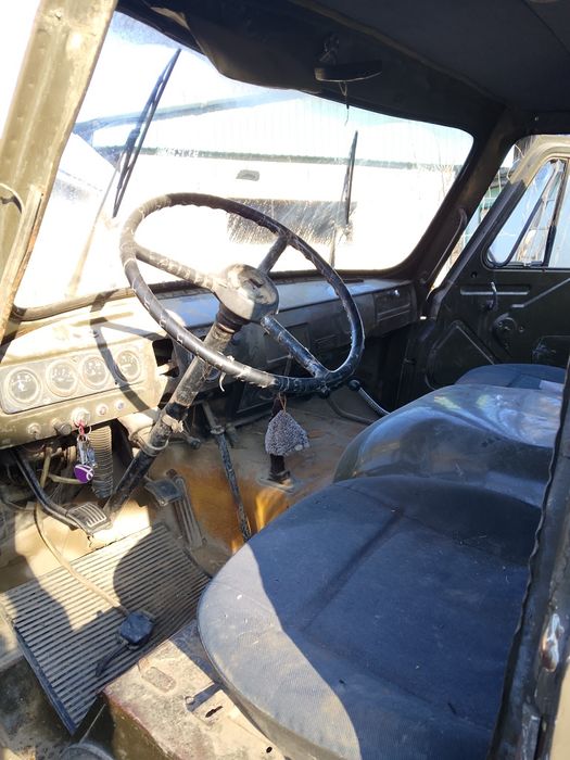 В продаже уаз буханка