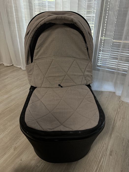 Бебешка комбинирана количка Lorelli Rimini String&Black