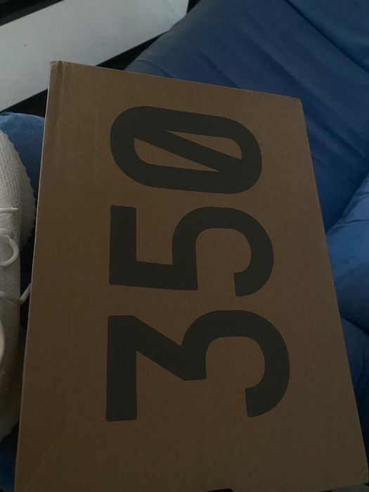 YEEZY boost 350 V2