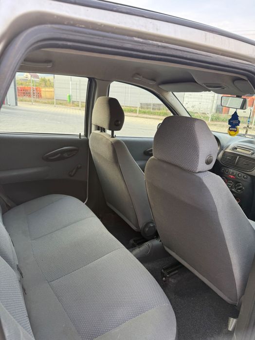 Fiat punto 1.2 benzină 2006